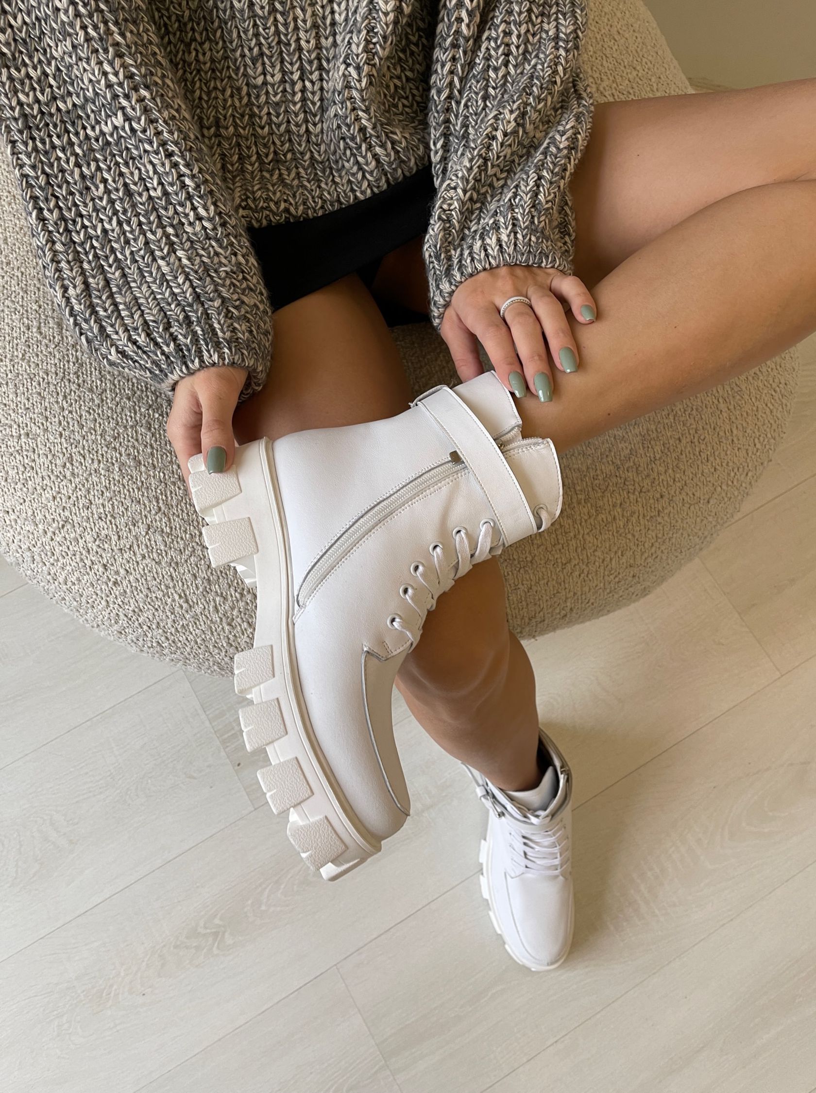 line-photo