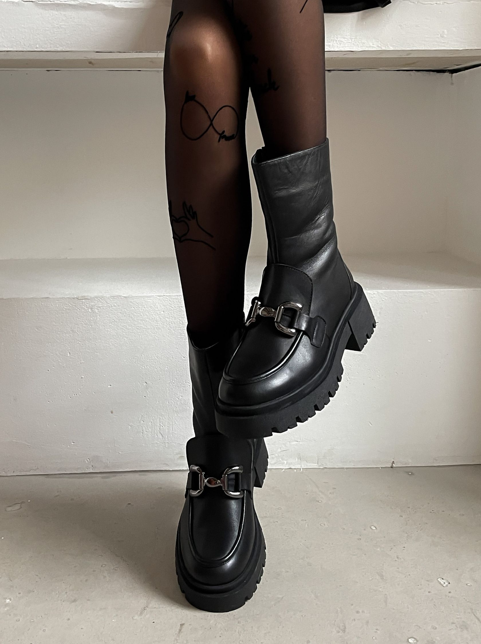 line-photo