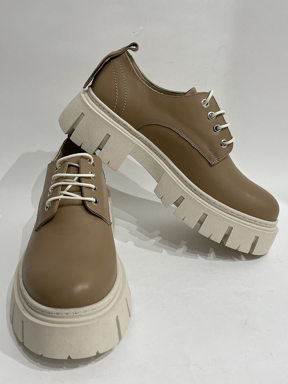 SAMPLE SALE ЛОФЕРЫ GENRY КЭМЕЛ